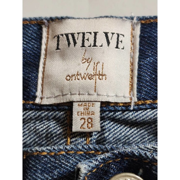TWELVE By Ontwelfth Women Blue Denim Shorts 28 - Picture 4 of 4